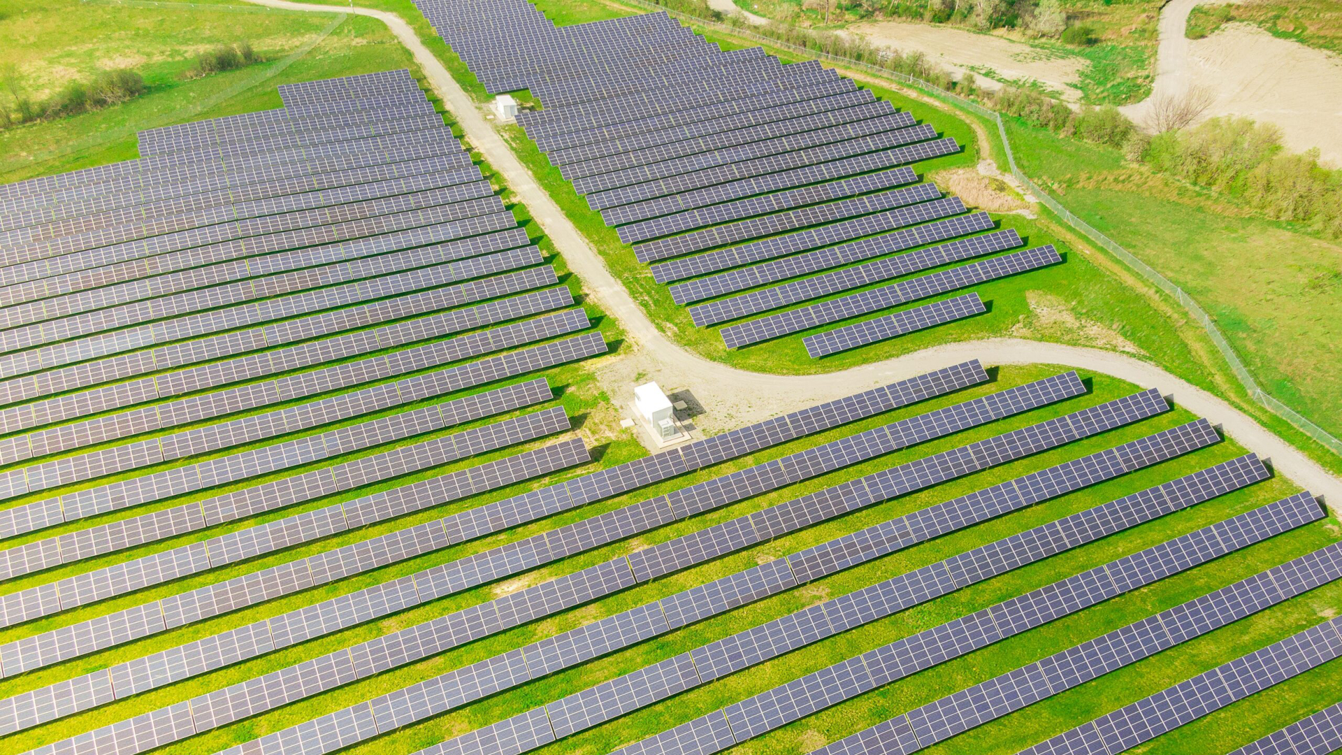 La Basilicata: Un'eccellenza solare in Italia, tra energia rinnovabile e agrivoltaico